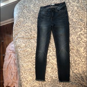 CUTE SKINNY JEANS